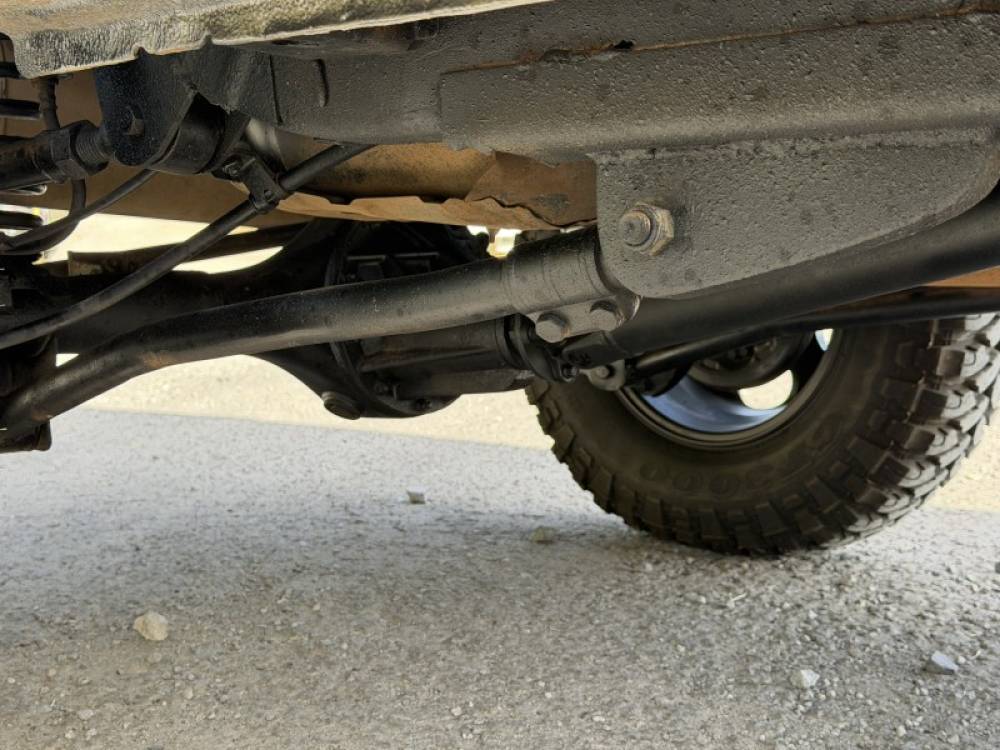 MITSUBISHI - PAJERO IO - 2001/2002 - Branca - R$ 47.900,00