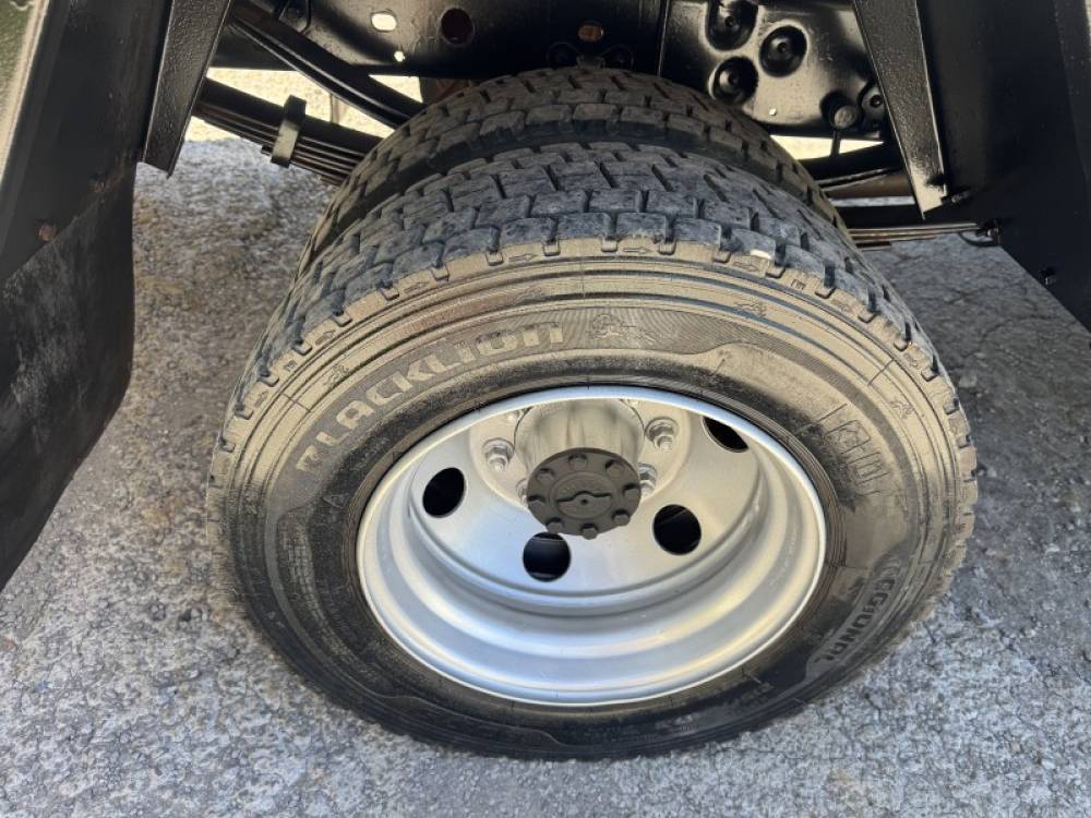 FORD - F-4000 - 2019/2020 - Branca - R$ 260.000,00