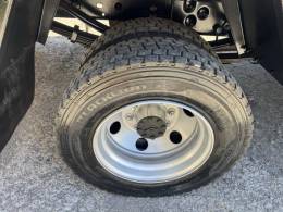 FORD - F-4000 - 2019/2020 - Branca - R$ 260.000,00