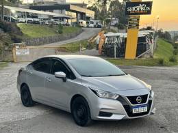 NISSAN - VERSA - 2020/2021 - Prata - R$ 74.900,00