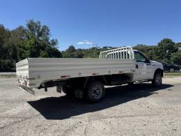 FORD - F-4000 - 2019/2020 - Branca - R$ 260.000,00