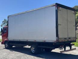 MERCEDES-BENZ - 914 - 2002/2002 - Vermelha - R$ 150.000,00