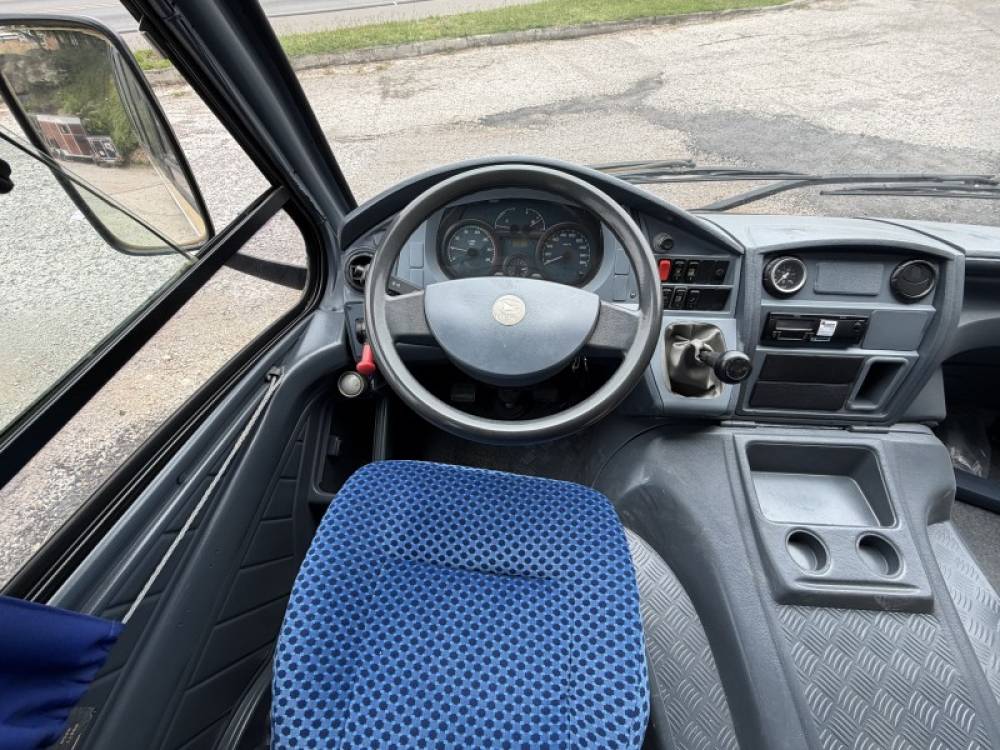 MARCOPOLO - VOLARE - 2008/2009 - Branca - R$ 135.000,00