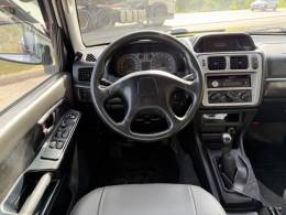 MITSUBISHI - PAJERO IO - 2001/2002 - Branca - R$ 47.900,00