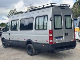 IVECO - DAILY - 2019/2020 - Cinza - R$ 220.000,00