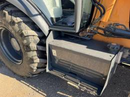 CASE - RETROESCAVADEIRA 4x4 - 2012/2012 - Amarela - R$ 240.000,00