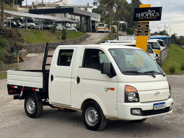 HYUNDAI - HR - 2014/2014 - Branca - R$ 80.000,00