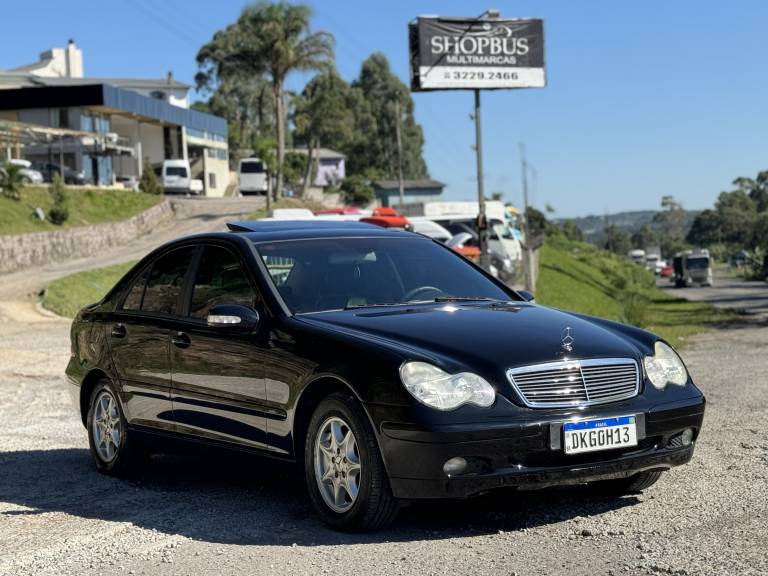 MERCEDES-BENZ - C 180 K - 2004/2004 - Preta - R$ 44.900,00