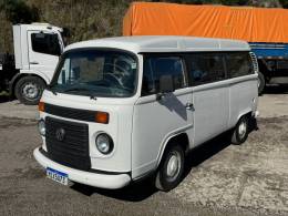 VOLKSWAGEN - KOMBI - 2011/2012 - Branca - R$ 42.000,00
