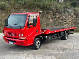 MERCEDES-BENZ - ACCELO 915 - 2011/2011 - Vermelha - R$ 250.000,00