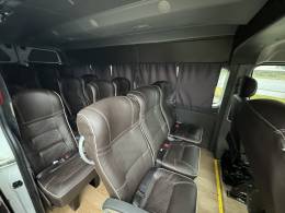 RENAULT - MASTER - 2024/2025 - Branca - R$ 315.000,00