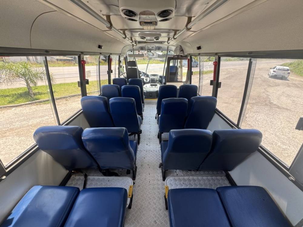 MARCOPOLO - VOLARE - 2011/2011 - Branca - R$ 145.000,00