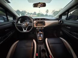 NISSAN - VERSA - 2020/2021 - Prata - R$ 74.900,00