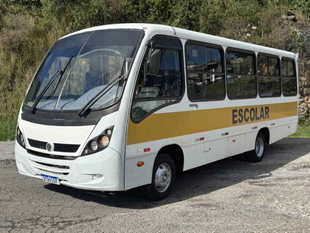 NEOBUS - THUNDER + - 2009/2010 - Branca - R$ 120.000,00