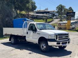 FORD - F-4000 - 2019/2020 - Branca - R$ 260.000,00