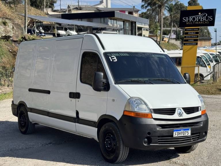RENAULT - MASTER - 2013/2013 - Branca - R$ 135.000,00