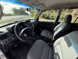 MITSUBISHI - PAJERO IO - 2001/2002 - Branca - R$ 47.900,00