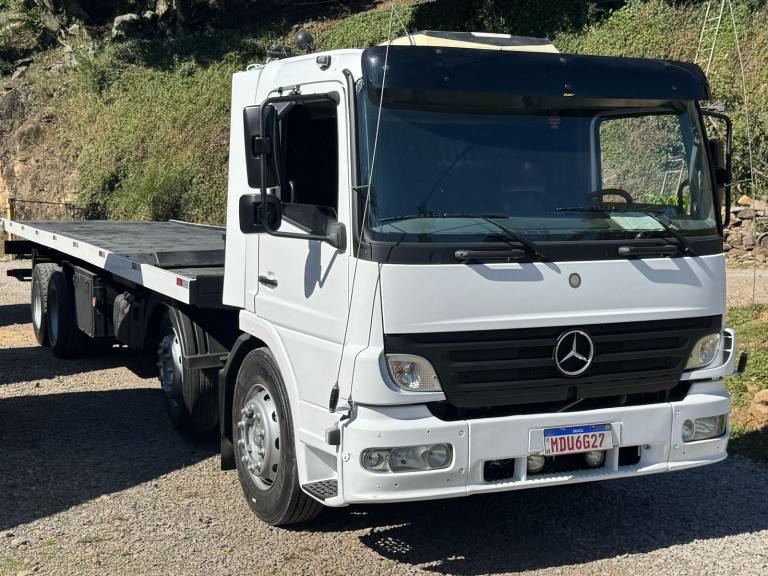 MERCEDES-BENZ - ATEGO 2425 - 2006/2006 - Branca - R$ 400.000,00