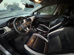 NISSAN - VERSA - 2020/2021 - Prata - R$ 74.900,00