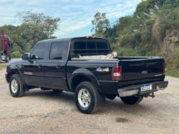 FORD - RANGER - 2006/2007 - Preta - R$ 65.000,00