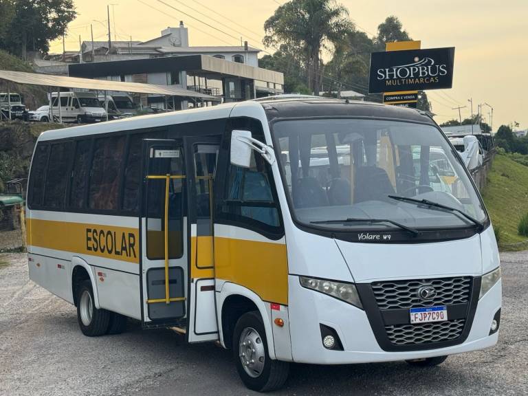 MARCOPOLO - VOLARE - 2013/2014 - Branca - R$ 220.000,00