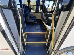 NEOBUS - THUNDER + - 2007/2008 - Branca - R$ 110.000,00