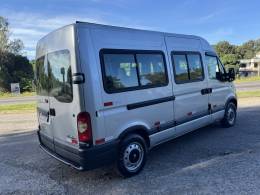 RENAULT - MASTER - 2011/2011 - Prata - R$ 98.900,00
