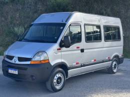 RENAULT - MASTER - 2011/2011 - Prata - R$ 98.900,00