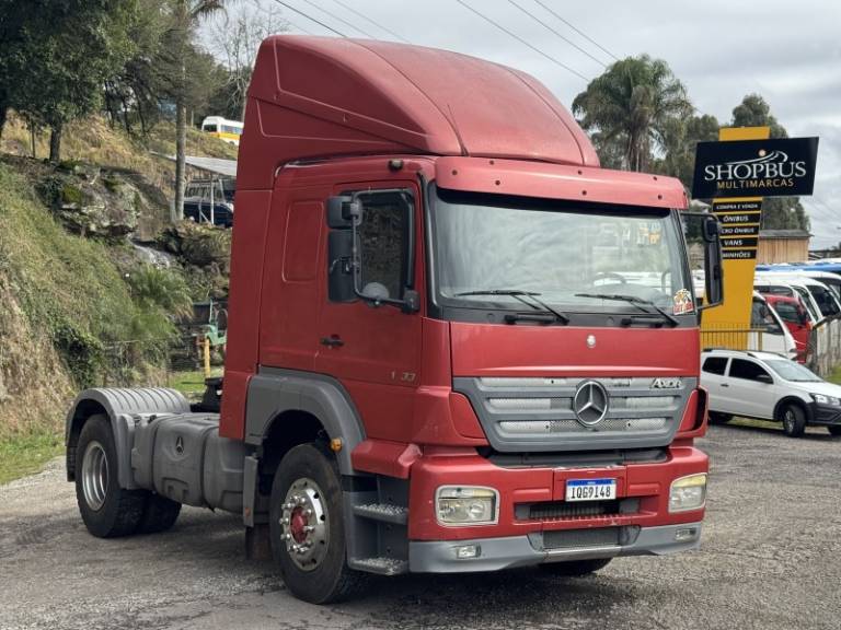 MERCEDES-BENZ - AXOR 1933 - 2009/2009 - Vermelha - R$ 160.000,00